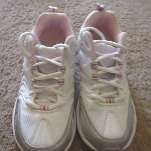 Girls ATHLETIC WORKS SHOX Sz 6.5 Running Shoe